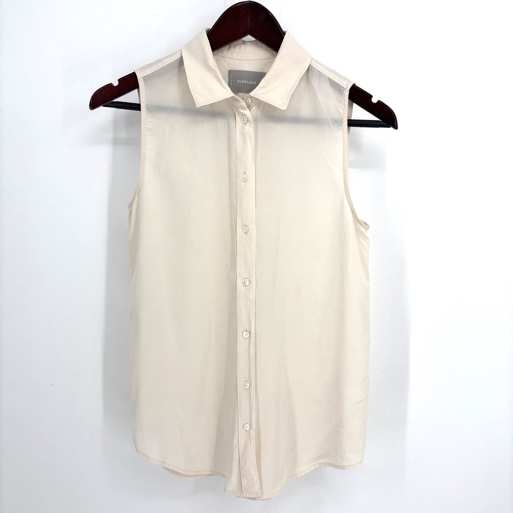 Everlane Womens Top sz 2 Beige Silk Sleeveless Button Front Collar Quiet Luxury